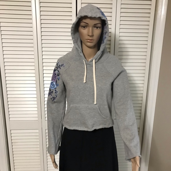 American Rag Tops - American Rag Cropped Hoodie SZ SM‎